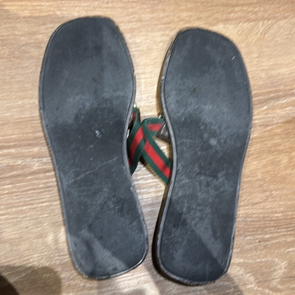 Pre-owned GG Interlocking Web Leather Flip Flops 40 - Picture 6 of 8